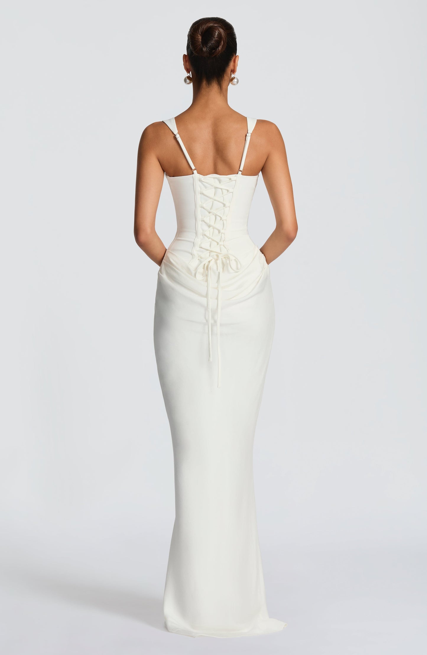 Élodie - Robe maxi à encolure carrée